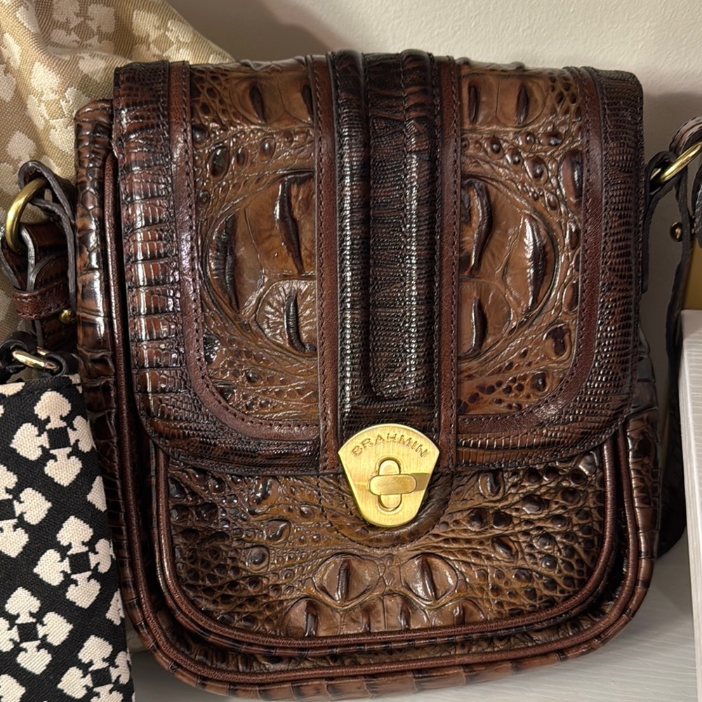ELIZABETH-Vintage Brahmin Embossed Alligator Leather Crossbody Bag